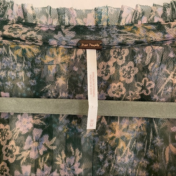 Free People Floral Style Top - Picture 3 of 6